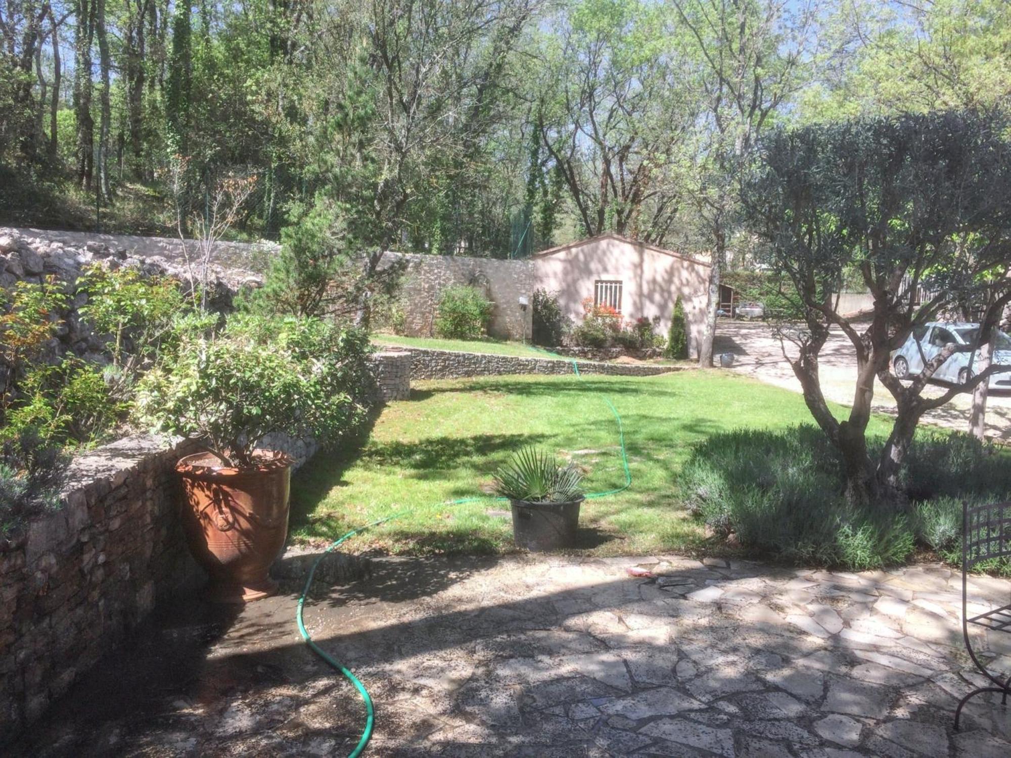 Villa Spacieuse Avec Piscine A Saint Maximin Dış mekan fotoğraf